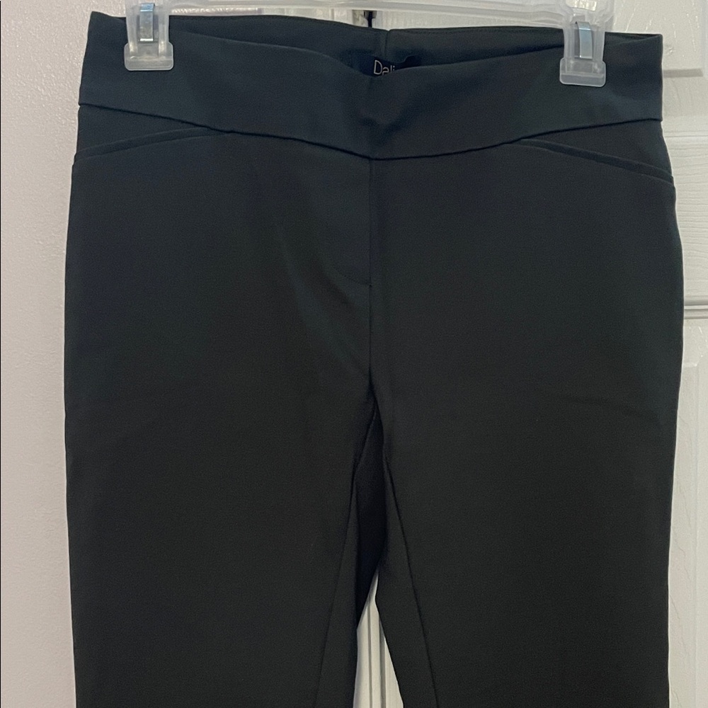 Dalia Green Women's Pants
